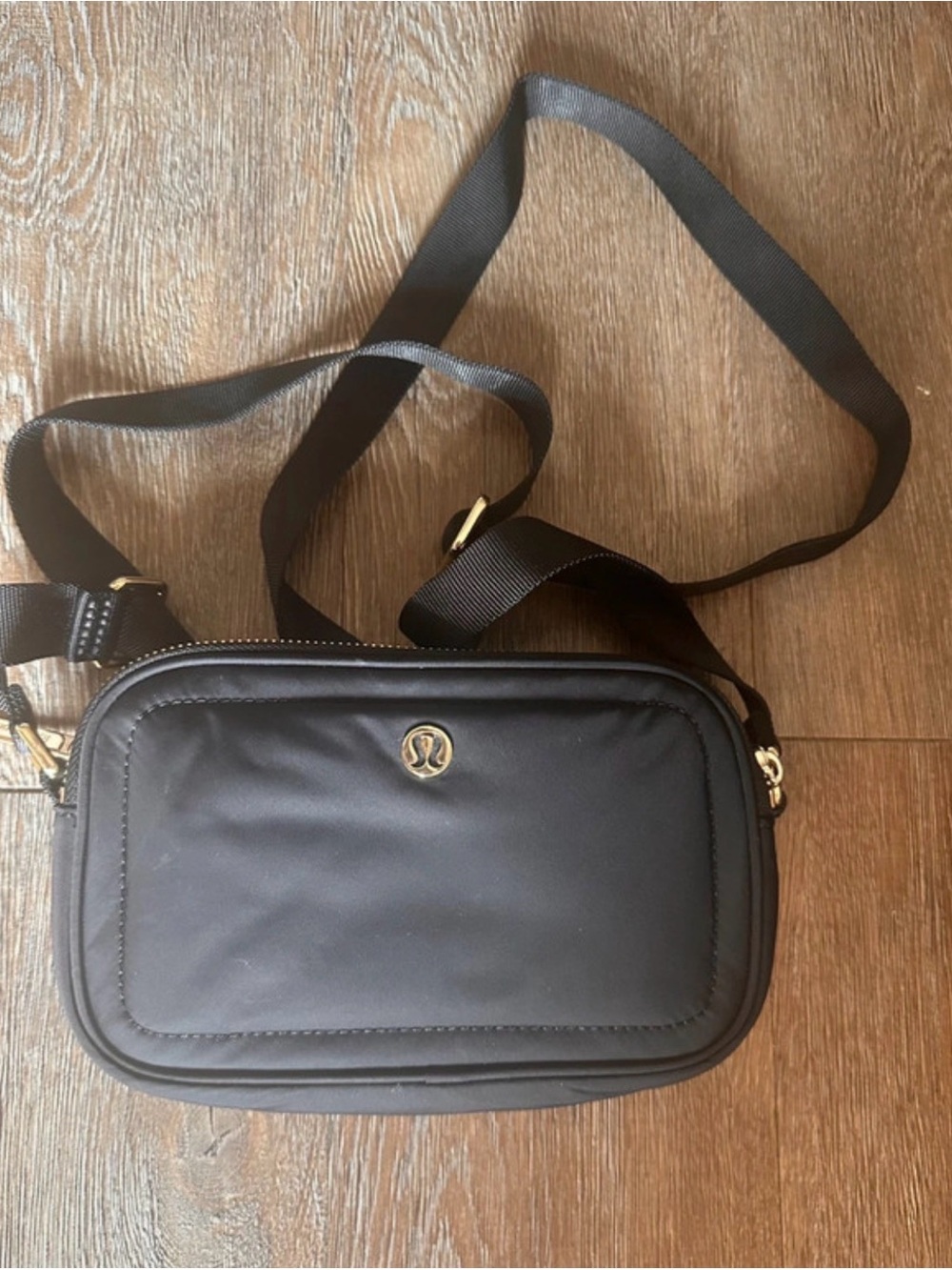 lululemon athletica Black Nylon Crossbody Messenger Bag